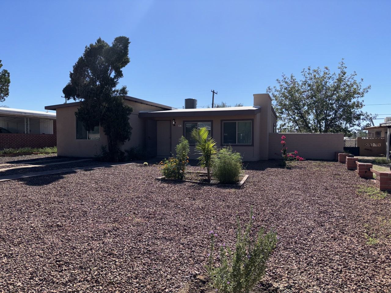 536 East Seneca Street - Photo 2 of 36