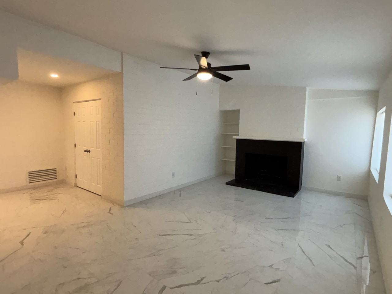 536 East Seneca Street - Photo 7 of 36