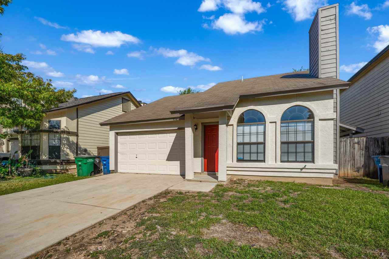 9343 Valley Gate - Photo 3 of 28