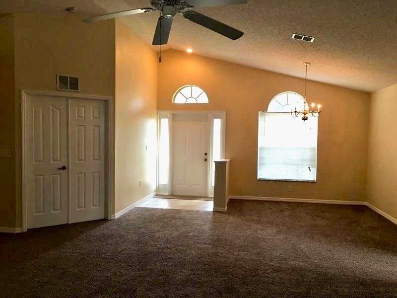 9287 Spring Hill Dr - Photo 2 of 21