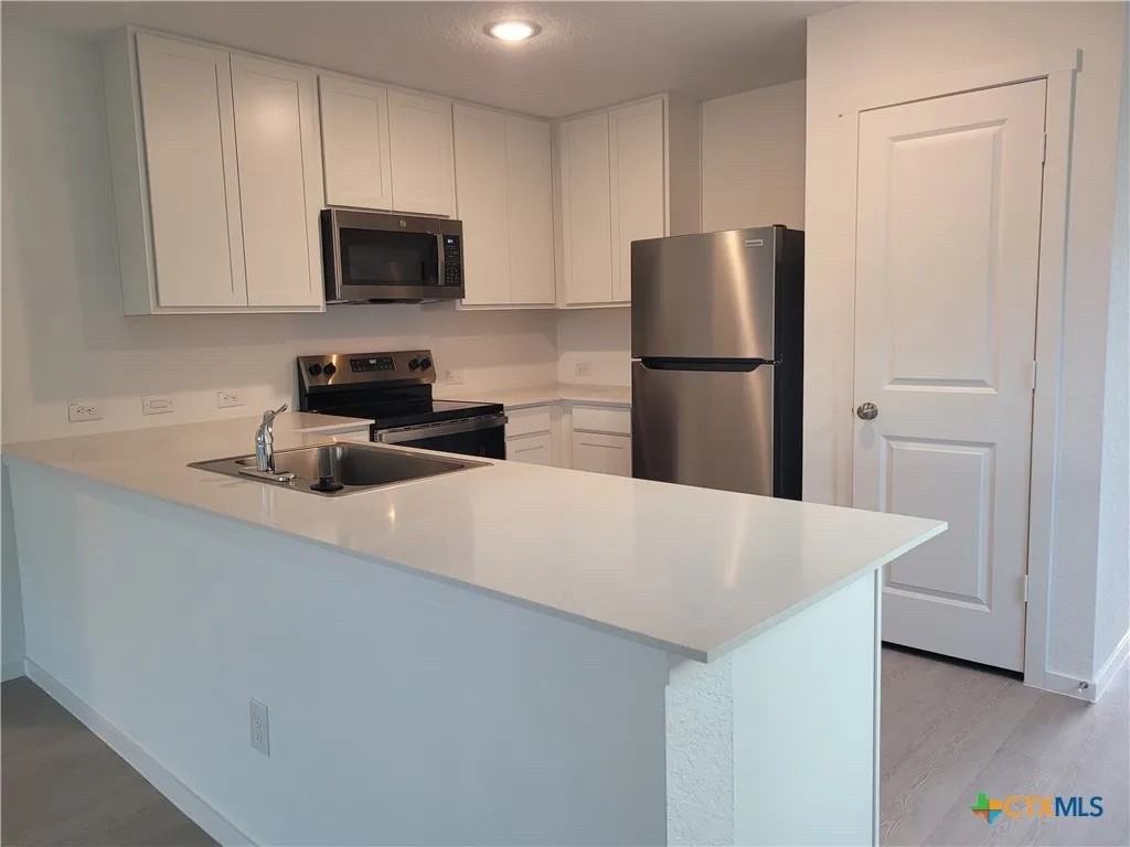 3310 Noir Ln - Photo 2 of 50