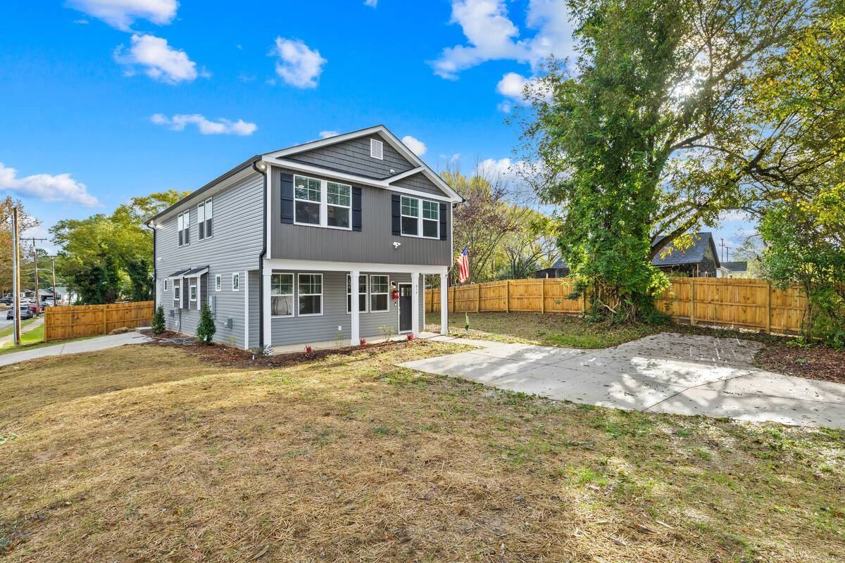 614 Kings Mountain St - Photo 3 of 50