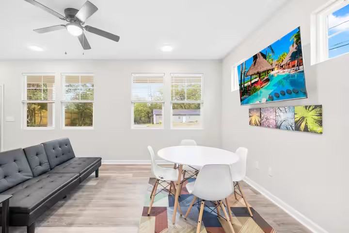 614 Kings Mountain St - Photo 5 of 50