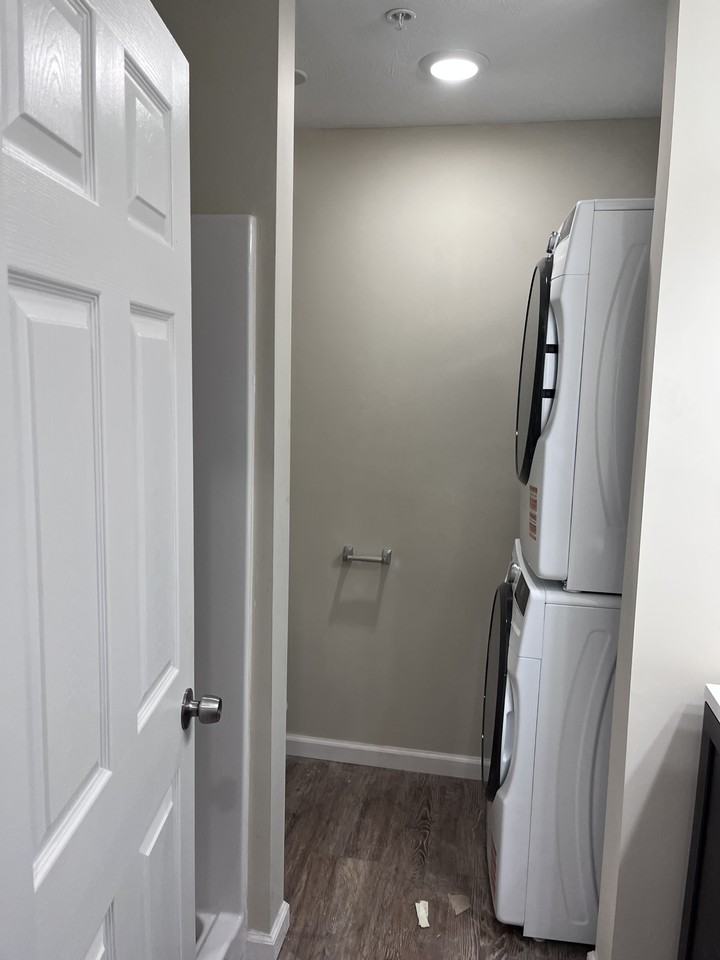 1440 Peck St #5 - Photo 4 of 7