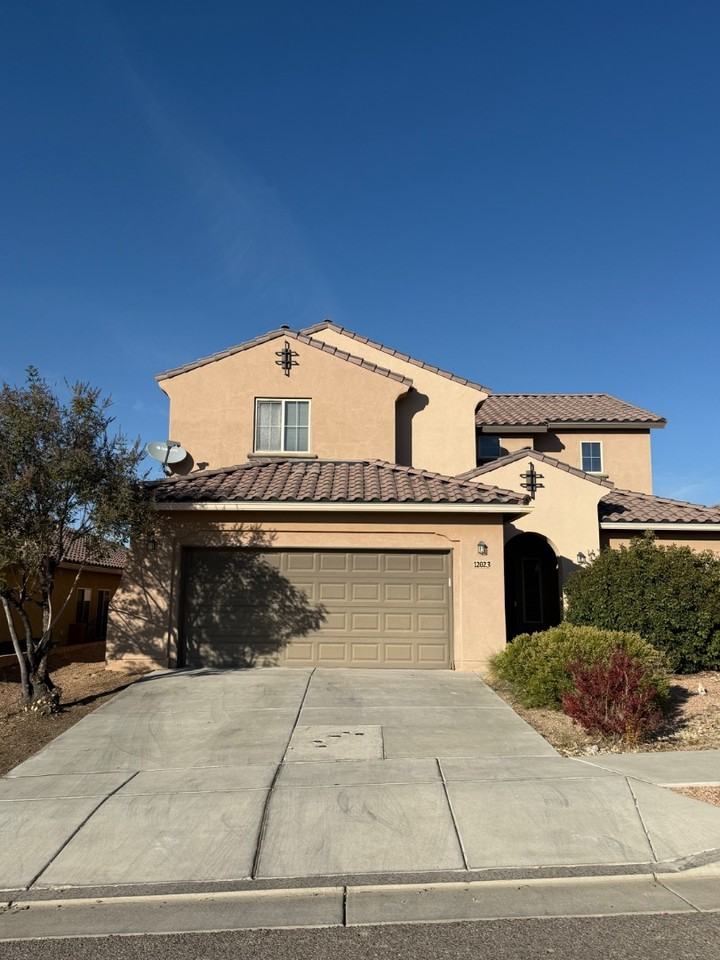 12023 Pocono Rd Se - Photo 2 of 20