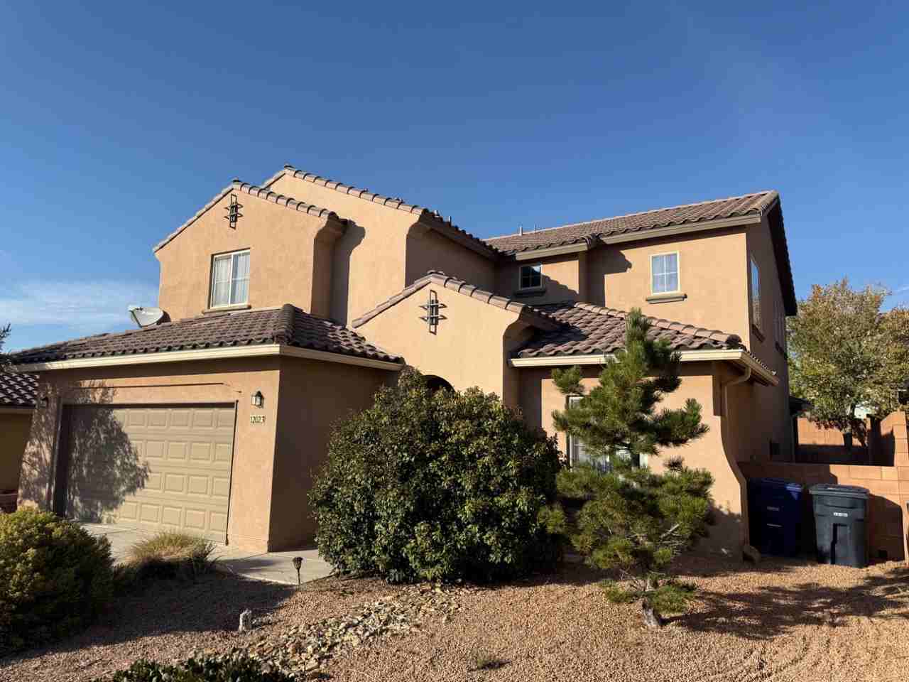 12023 Pocono Rd Se - Photo 3 of 20