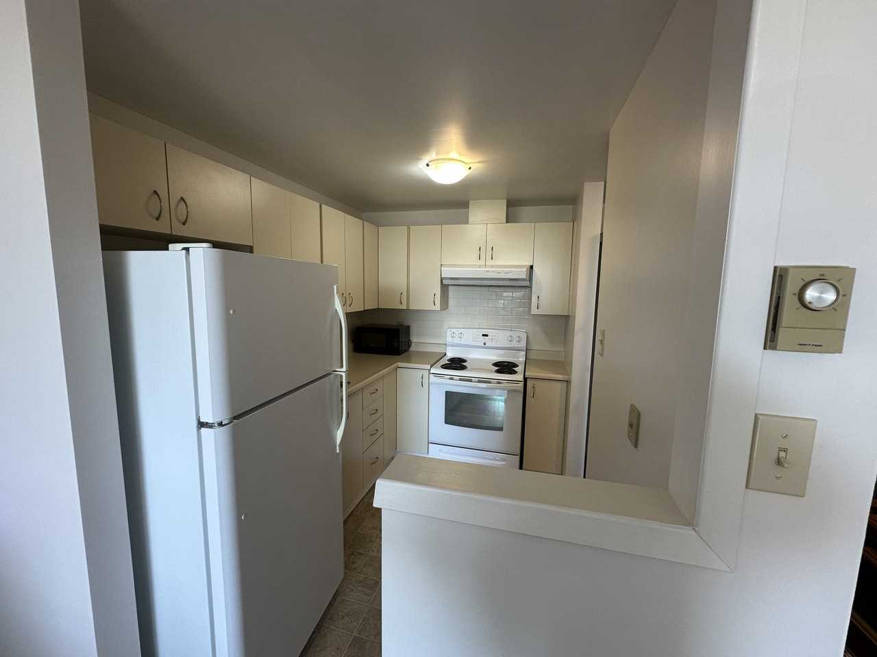 1177 Bélanger Avenue #407