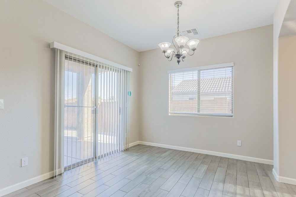 326 N 103rd Pl - Photo 7 of 16