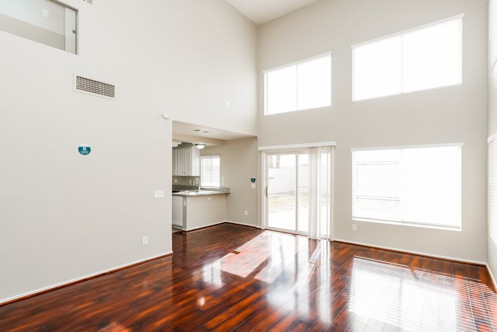 799 Plantain Lily Ave - Photo 6 of 17