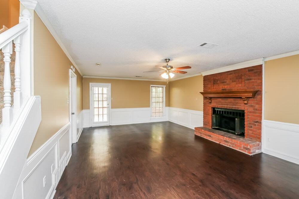 2045 Shetland Cv - Photo 4 of 17