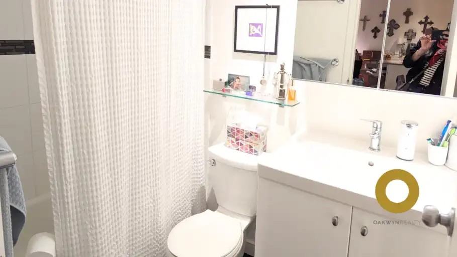 2080 Maple St #105 - Photo 6 of 6