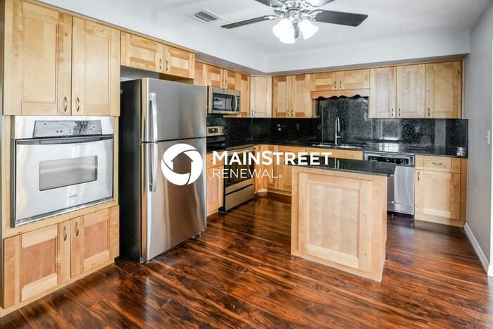 610 Charlotte Avenue - Photo 5 of 15