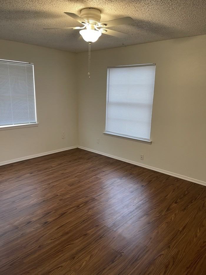 3208 Matthews Dr - Photo 7 of 19