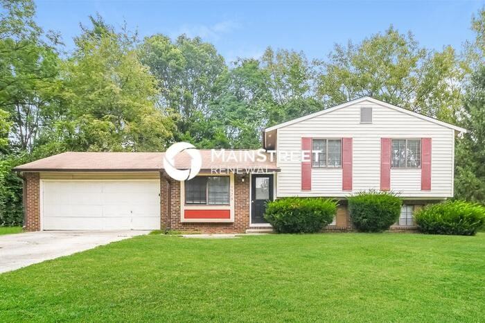 6523 Woodmere Circle