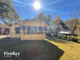 1042 Victory Dr Sw - Photo 1 of 1