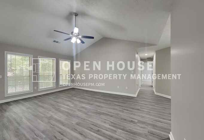 1621 Omie Way - Photo 7 of 22