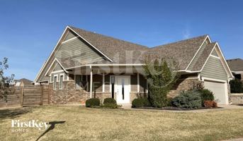 featured image of 637 Nw 179th Cir