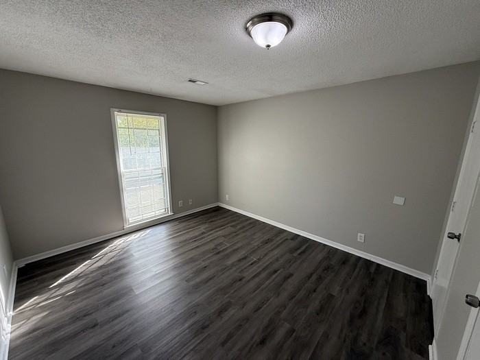 404 Southwest 6th Street #404 - Photo 7 of 11