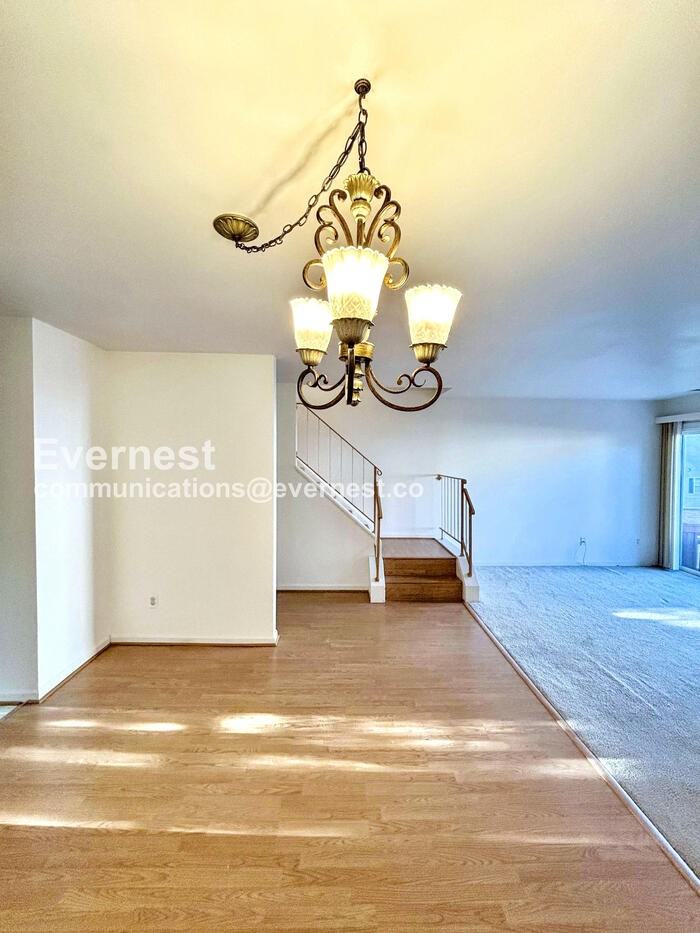 16321 Taconic Cir #85D - Photo 5 of 23