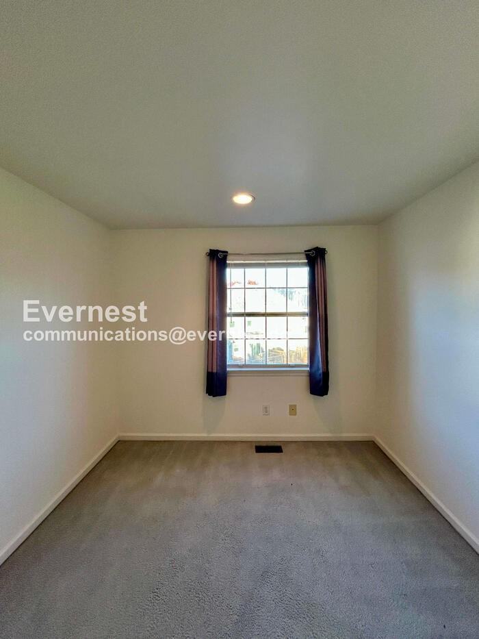 16321 Taconic Cir #85D - Photo 7 of 23