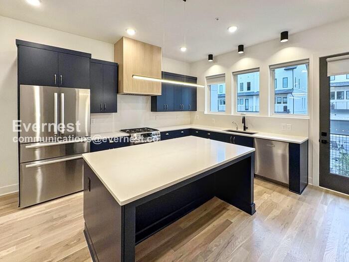 2347 Hosea L Williams Drive Southeast #17 - Photo 2 of 33