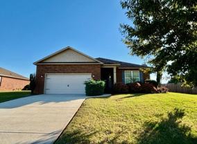 102 Silvermoon Ln - Photo 1 of 1