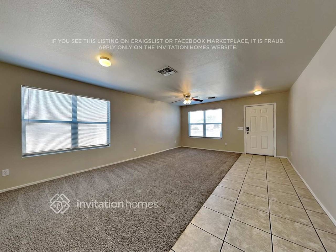 2443 W Mobile Ln - Photo 4 of 19