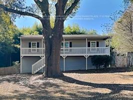 featured image of 121 Limestone Ln