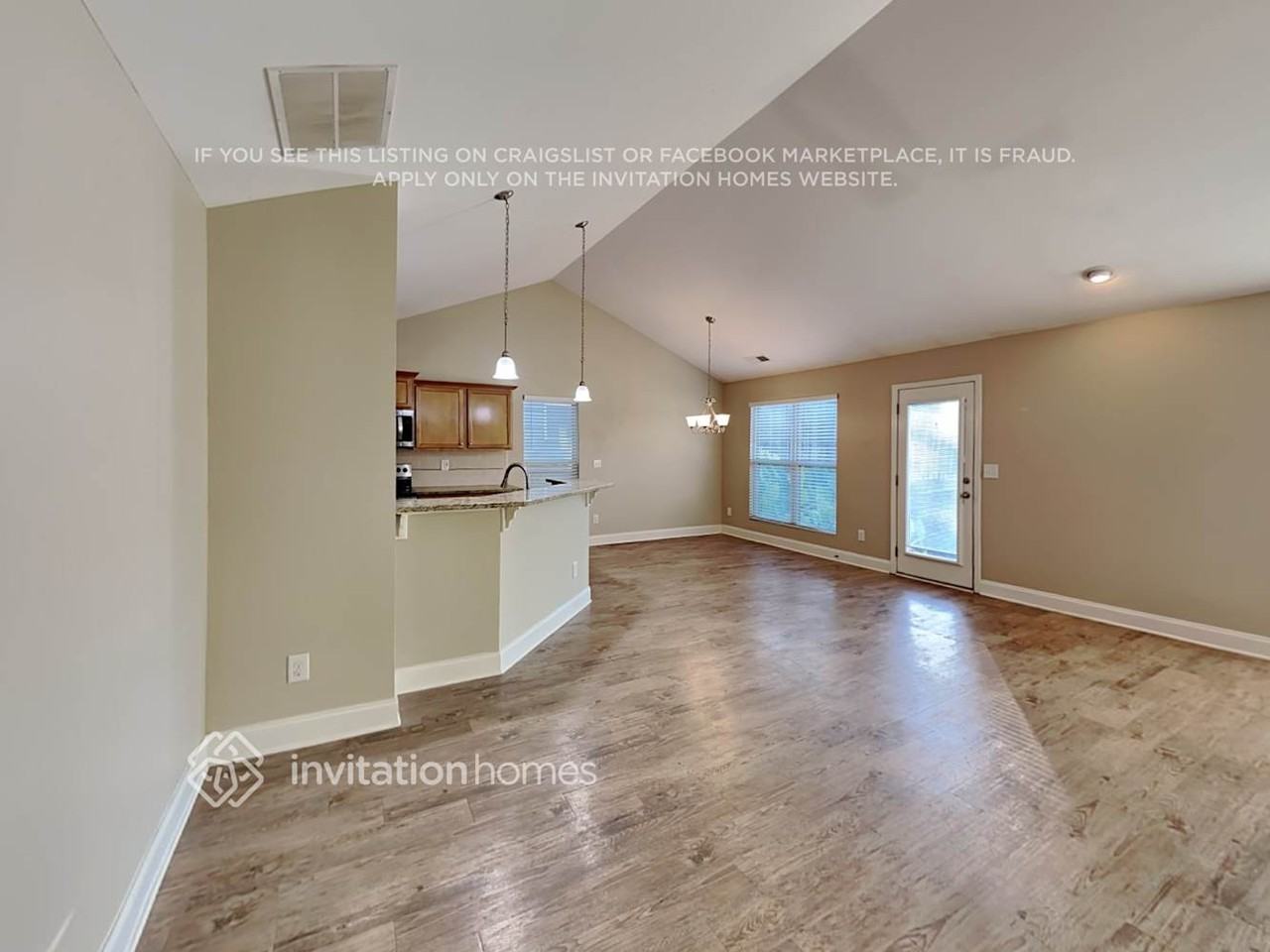4731 Sweetwater Dr - Photo 4 of 18
