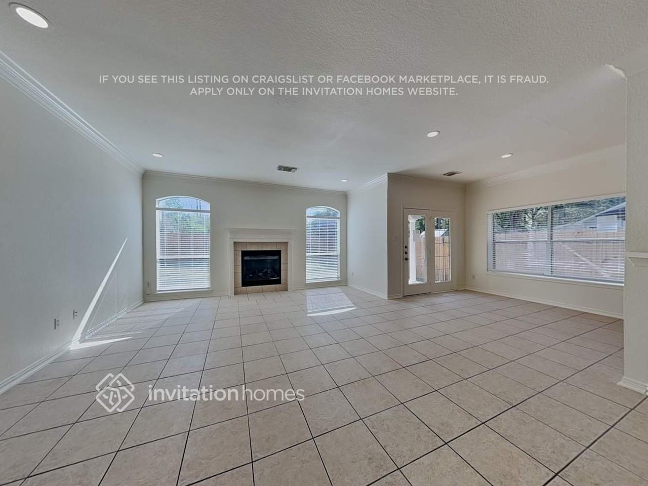 15231 Henderson Point Dr - Photo 6 of 21