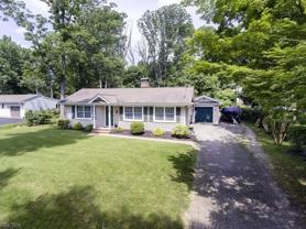 32 Maple Ave - Photo 1 of 1