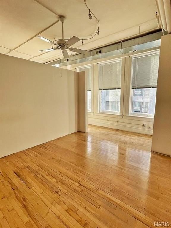 1709 Washington Ave #500 - Photo 4 of 16