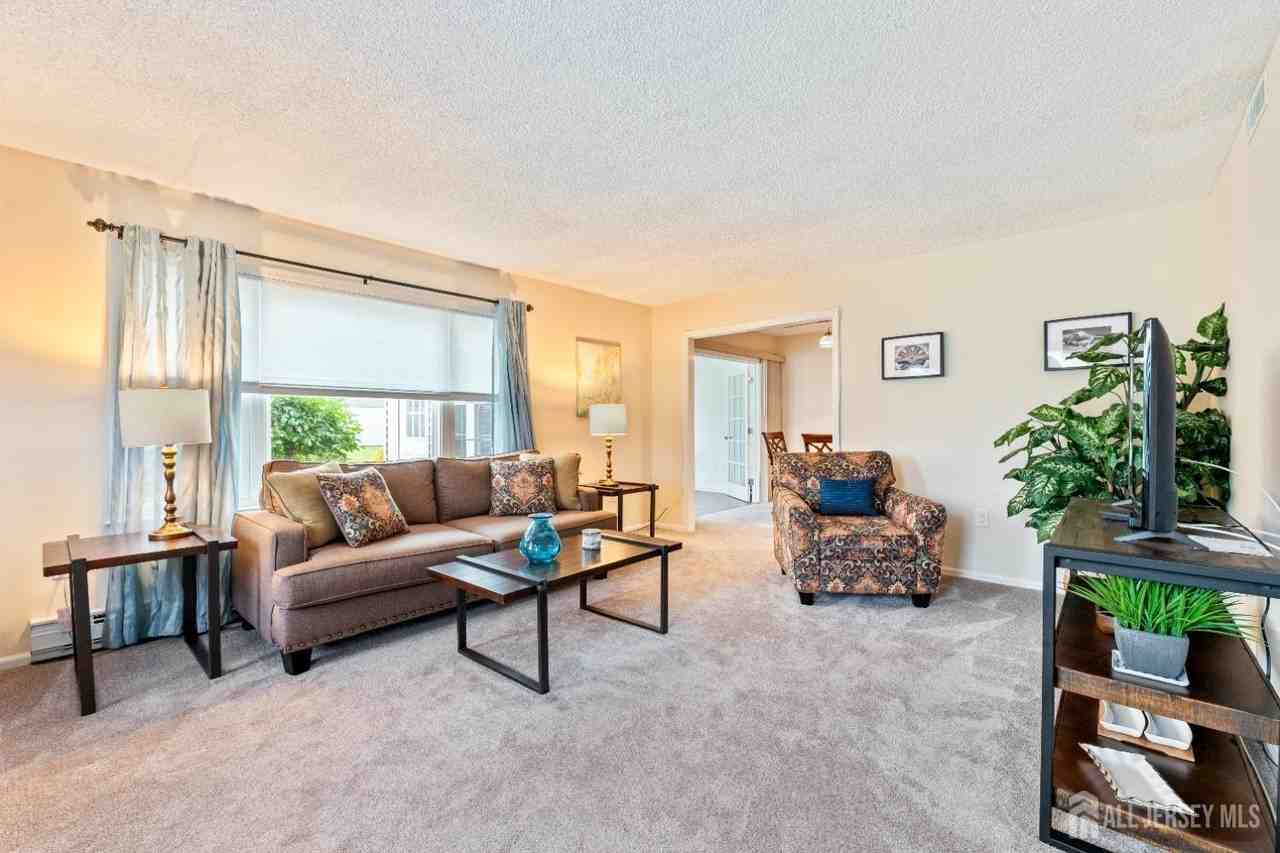 177 Rossmoor Dr #B - Photo 2 of 17