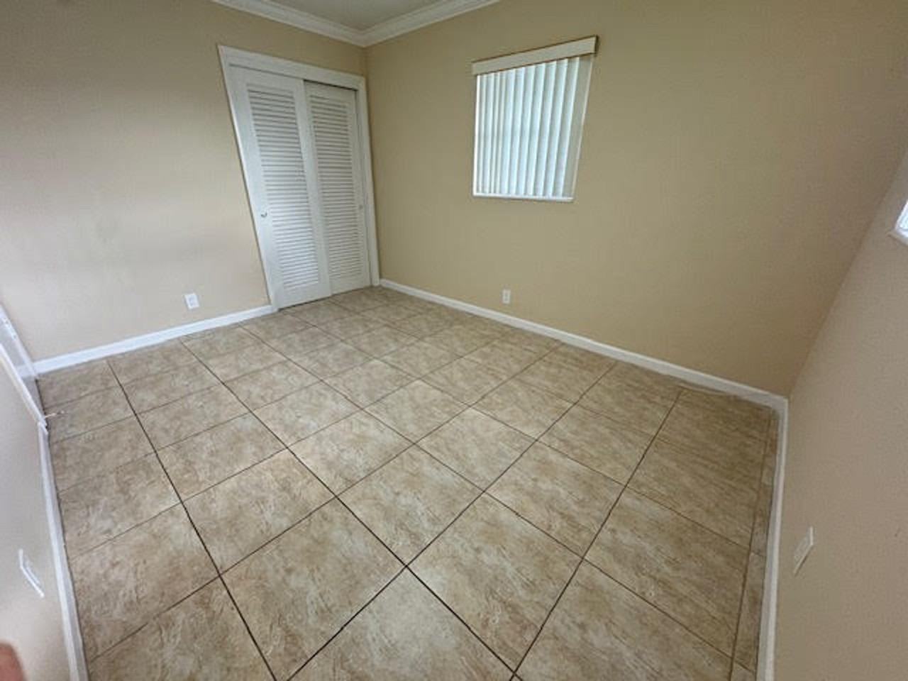3700 Polk St Hollywood, FL 33021 - Photo 4 of 5