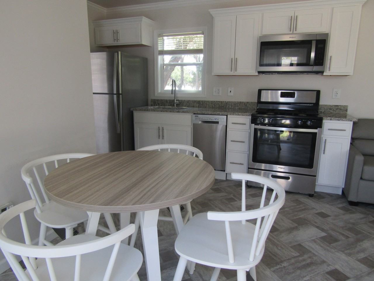 245 Oak Harbor Cp #245 - Photo 5 of 22