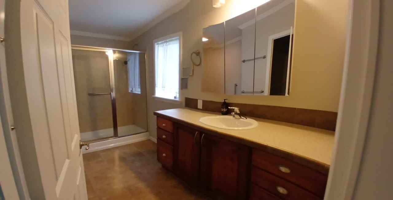 136A Oak Harbor Cp #VH02 - Photo 3 of 4