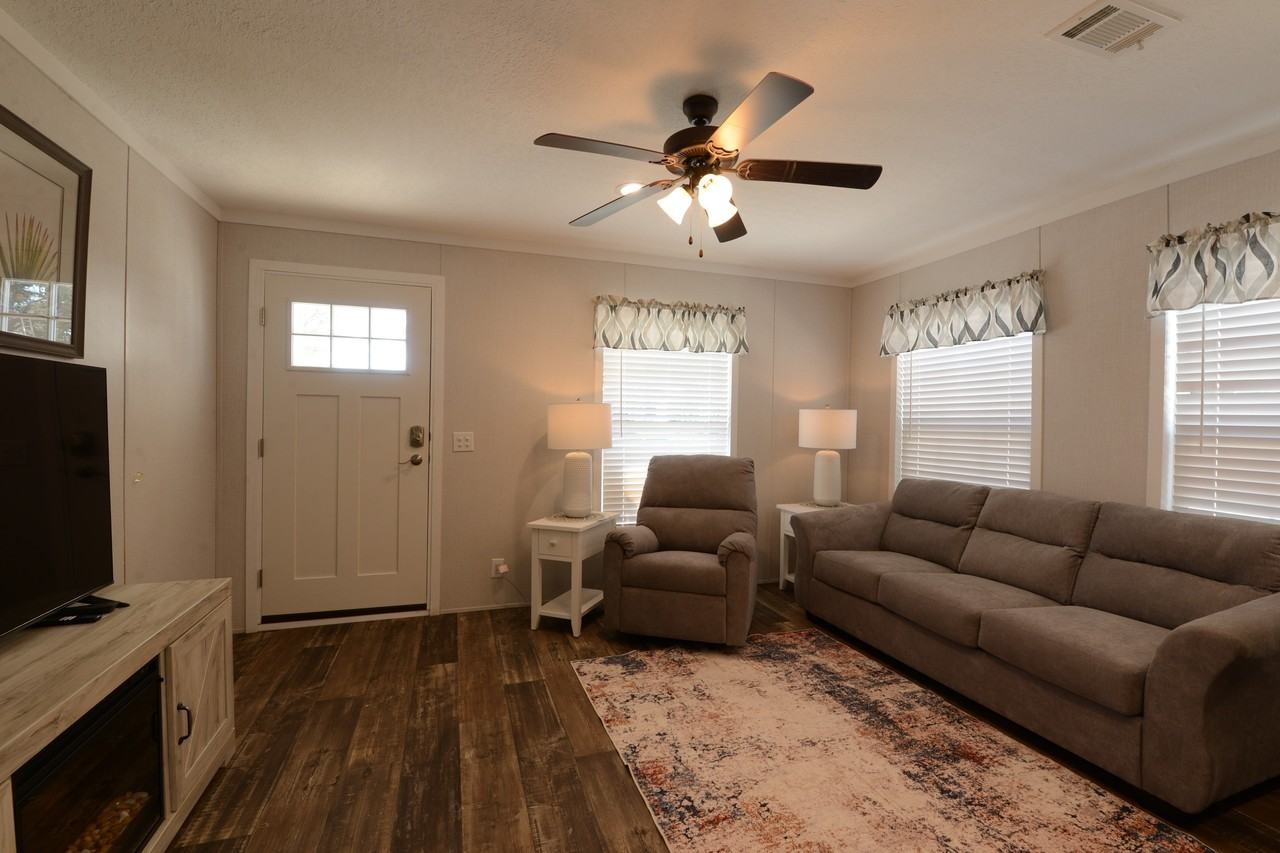 6604 Lakewood Dr Unit A #168 - Photo 3 of 21