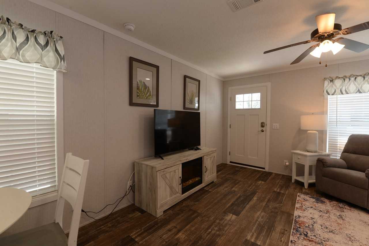 6604 Lakewood Dr Unit A #168 - Photo 4 of 21