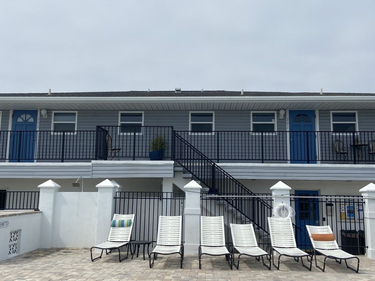 444 Norwich Lane #201 - Photo 2 of 19