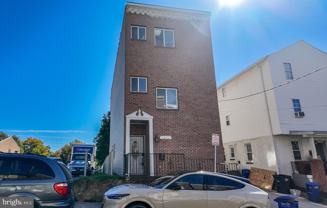 5523 Hunt Pl Ne - Photo 1 of 1