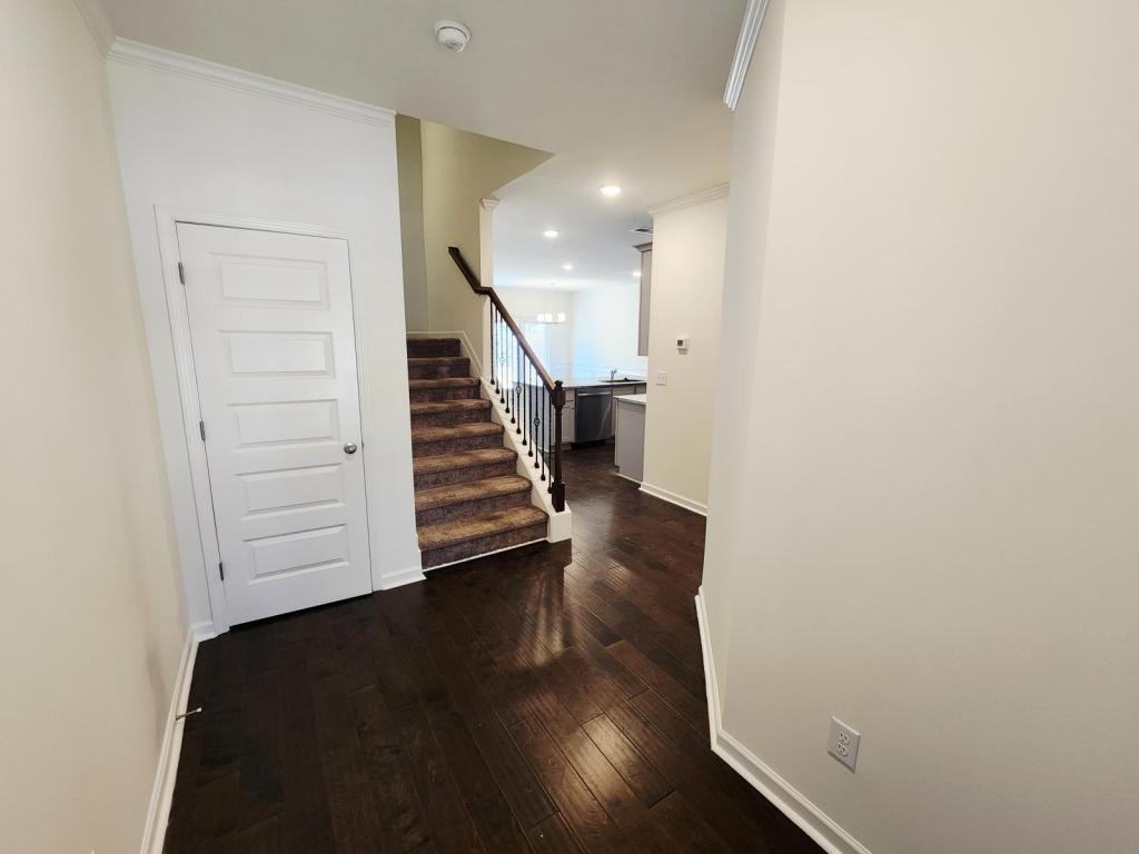 2708 Wild Laurel Ct - Photo 4 of 35