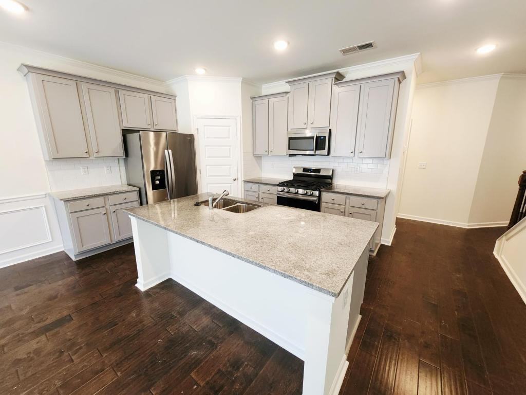 2708 Wild Laurel Ct - Photo 7 of 35