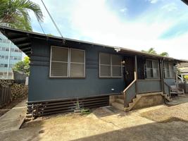 featured image of 938D Kapahulu Ave