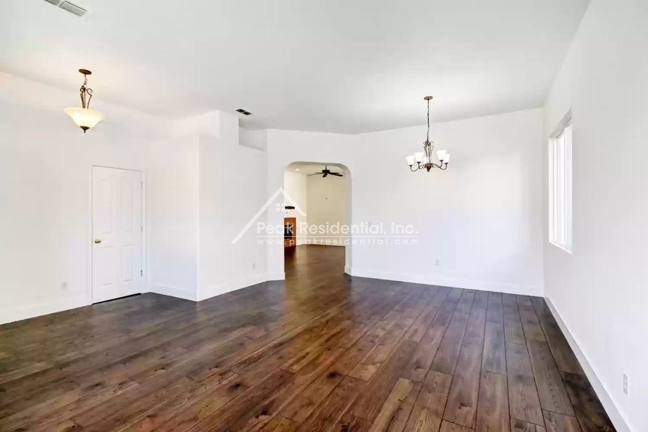 6016 Travo Way - Photo 4 of 34