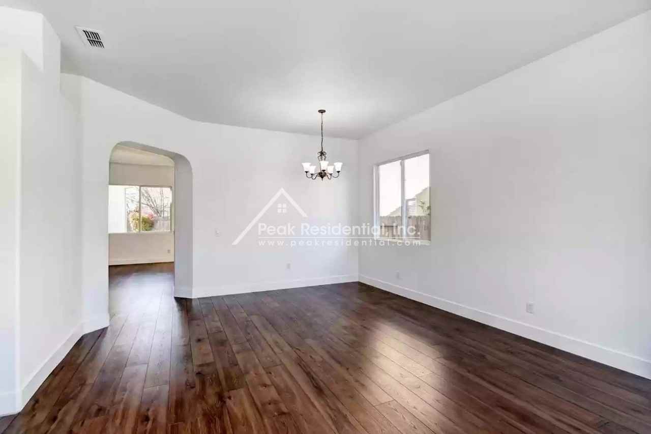 6016 Travo Way - Photo 5 of 34