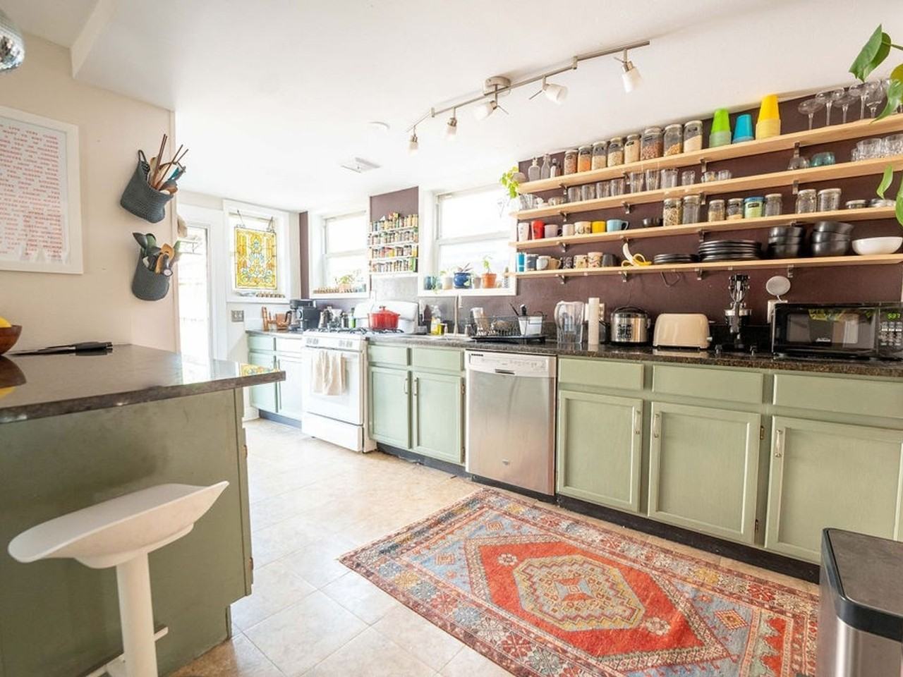 30 Fox St - Photo 3 of 14