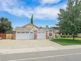 featured image of 332 Prewett Dr