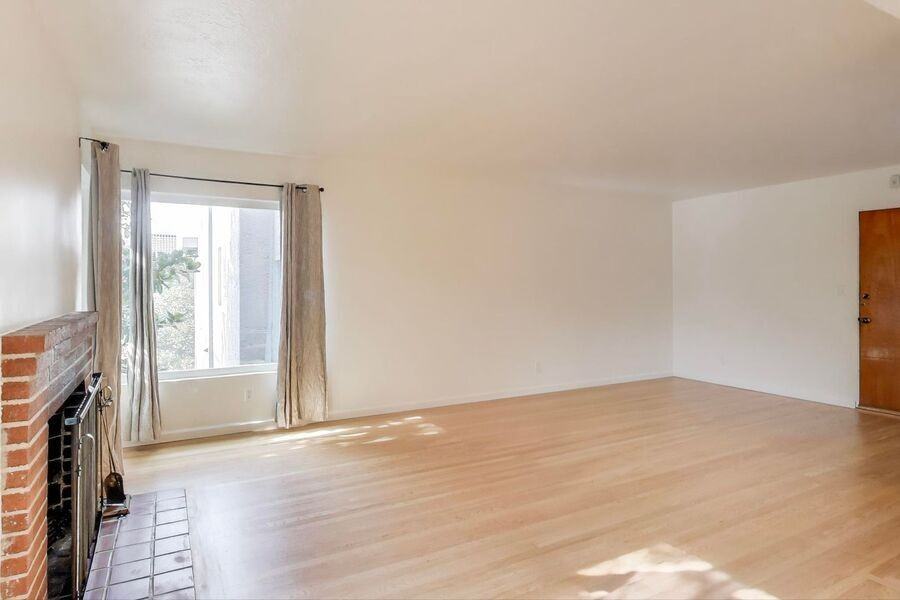 2208 Lakeshore Avenue #312 - Photo 3 of 23