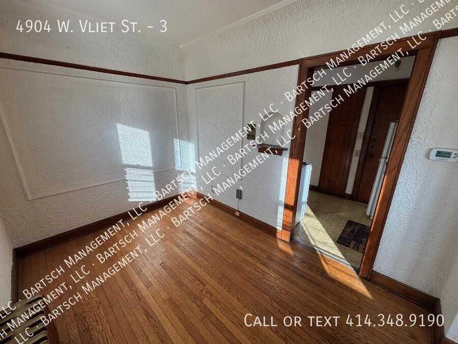 4904 West Vliet Street #3 - Photo 5 of 10