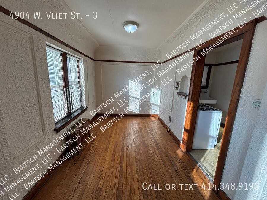 4904 West Vliet Street #3 - Photo 7 of 10